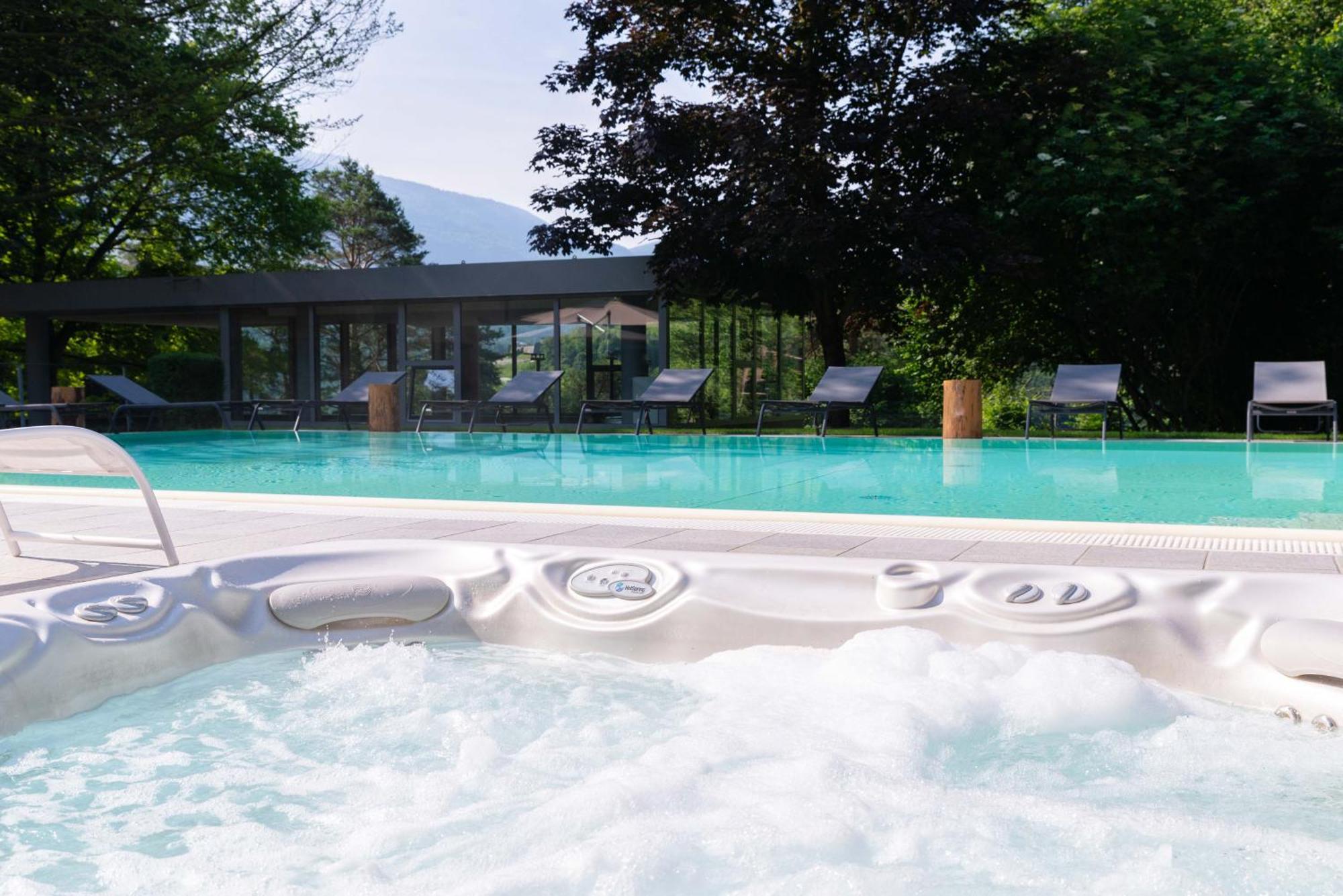 Vital Hotel Flora Comano Terme Εξωτερικό φωτογραφία