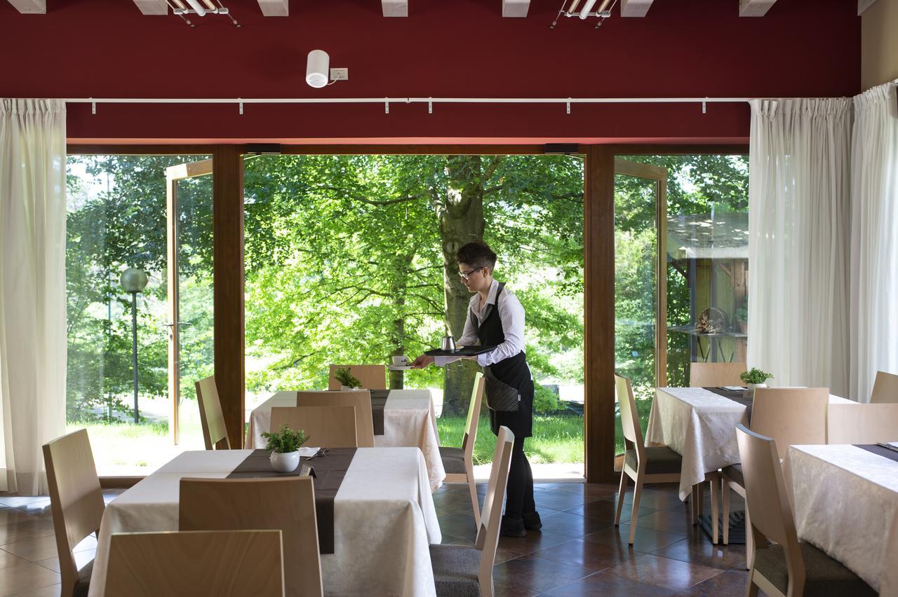Vital Hotel Flora Comano Terme Εξωτερικό φωτογραφία